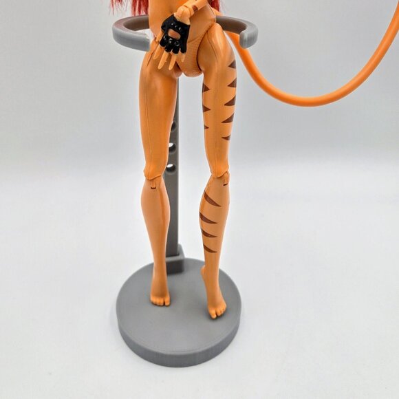 Monster High Toralei Stripe Power Ghouls Doll Mattel 2011 Read - Picture 5 of 16